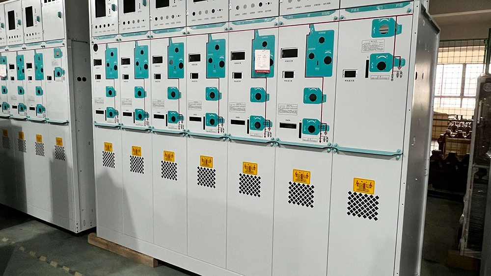 Producător de comutatoare izolate cu gaz de înaltă tensiune de 33 kV (GIS) pentru OEM.